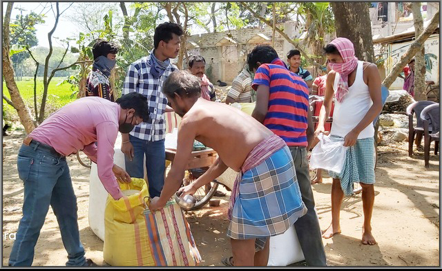 Help to Poor family1 (1)